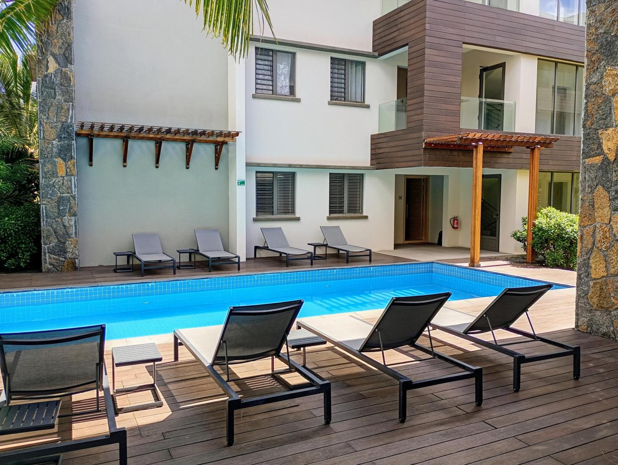 Appt Neuf De 2Ch Ds Residence Avec Piscine, Route Cotiere Гранд-Бэй Экстерьер фото